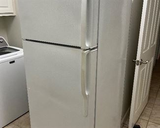 Excellent Kenmore refrigerator.