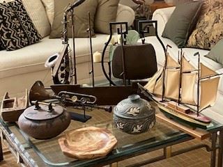 Beautiful Coffee Table - Unique Table Accessories