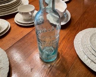 EARLY BUDWEISER BEER BOTTLE