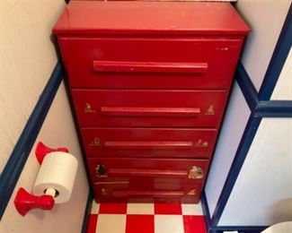 PAINTED RED CHEST OF DRAWERS 