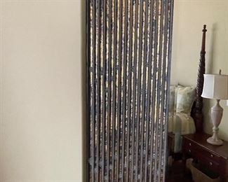 Additional closeup view of mirror frame