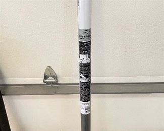 Multipurpose  netting,  was $6, NOW $4