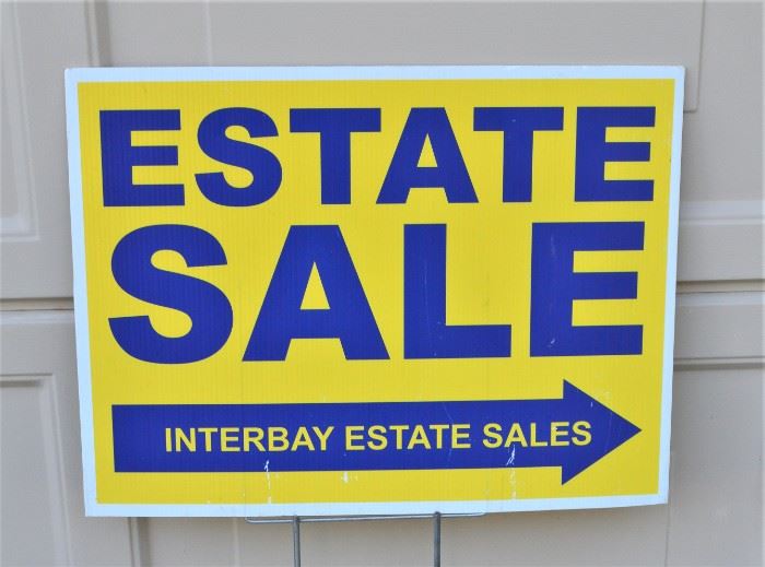 LOOK FOR THESE SIGNS FOR THE SALE LOCATIION