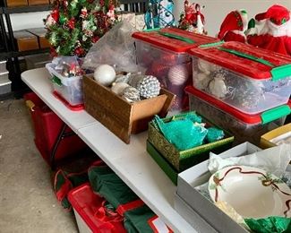 Christmas Ornaments & Christmas Dishes