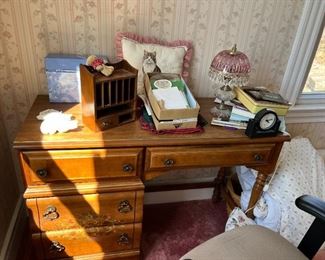 Vintage Desk or Vanity $20