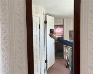 Beautiful Wood Framed Mirror $25