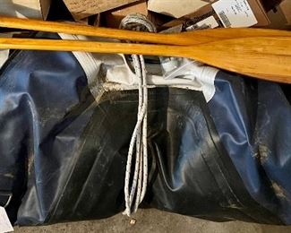 Zodiac Defender Raft & Paddles