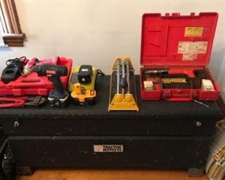 In bed toolbox, various tools 
