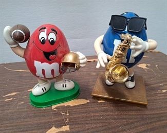 2 M&M dispensers
