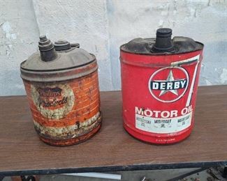 2 oil cans - derby is about half full. Phillips has a little bit