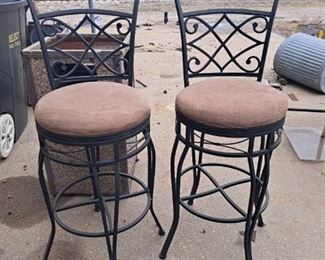 2 swivel bar stools