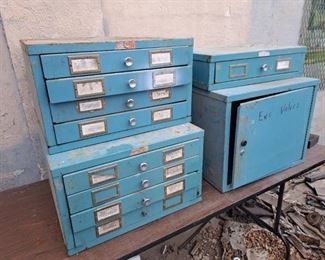 Organizer drawers and cabinet