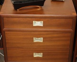 Biggs Mid Century Bedroom Set - Dresser & Mirror, 2 Night Stands 