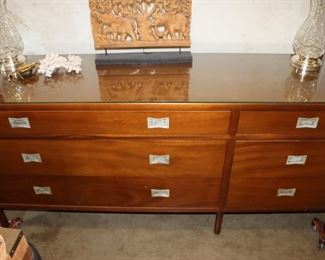 Biggs Mid Century Bedroom Set - Dresser & Mirror, 2 Night Stands 