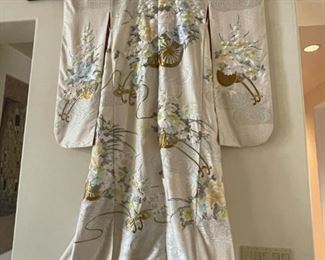 Antique Wedding Kimono / Uchikake