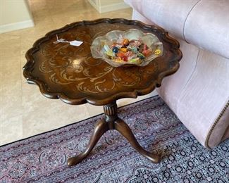 Wood Inlay Scallop Table