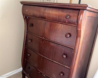 Antique Chest of Drawers
