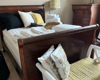 Full Sleigh bed