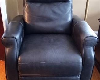 Black Leather Automatic Recliner