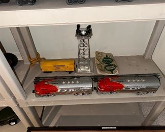 Vintage Post War Lionel O Gauge Train Set