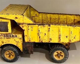 Mighty Tonka Dump Truck