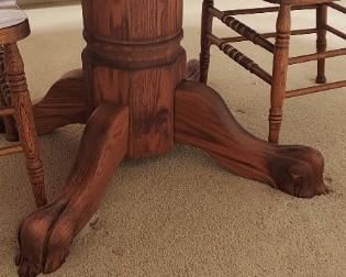 Solid Oak Clawfoot Dining Table - Expands out  w/ 2 leaves - w/ Four Chairs