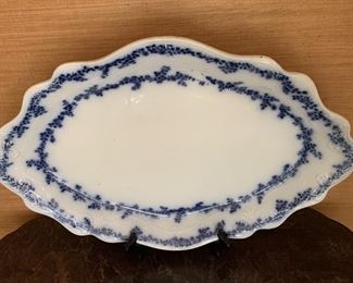 Antique William Grindley Flow Blue 14.5in Platter