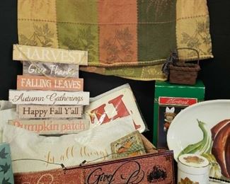 Thanksgiving And Autumn Decor