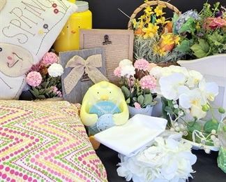Springtime Fun Decorations...Pilllows, Frames, Wreaths, Flowers And More