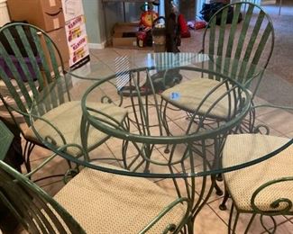 Kitchen Table and 4 chairs.