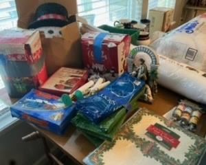 Holiday cards, snowman lamp post coverings (2), tinsel, misc. holiday items. 