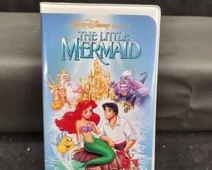 https://www.auctionninja.com/hewitt-estates-and-antiques/product/little-mermaid-black-diamond-edition-clamshell-vhs-tape-banned-cover--1373.html