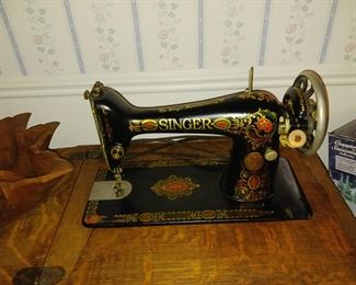 Singer Red Eye sewing machine vintage with table