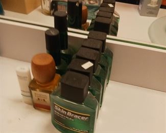5 unopened bottles of skin bracer After Shave
