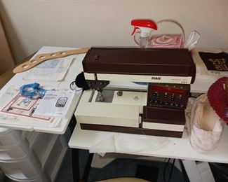 Pfaff creative model 1471 sewing machine