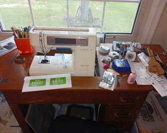 New home memory craft sewing machine
