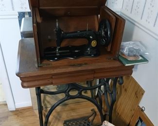 Antique Singer treadle sewing machine