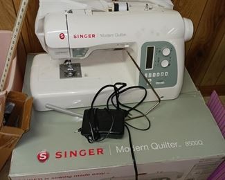 Singer modern quilter sewing machine