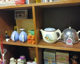 Retro kitchen decorations