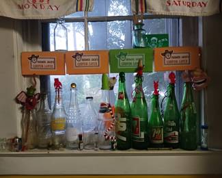 Vintage 7up, vernors, pepsi, Coca-Cola, Mountain Dew pop bottles