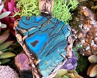 Beautiful stone and gold pendant