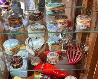 Collection of Limoges, Halcyon Days and Berebi miniature boxes