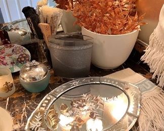 Venetian mirrored tray