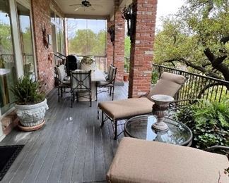 Detail of main floor porch