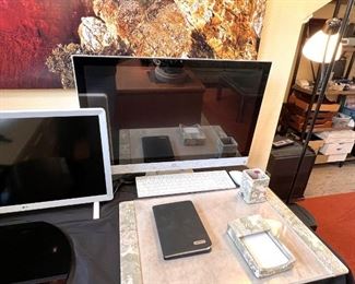 Apple computer with touch screen