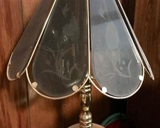 Glass Shade Lamp 