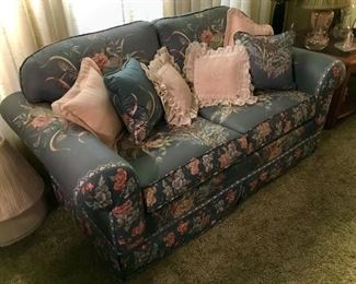 Jamison Loveseat 