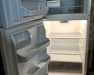 Kenmore Refrigerator 