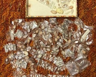 SJP174 - 150+ ASSORTED LITTLE SEASHELLS