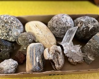 SJP184- Rocks & Minerals